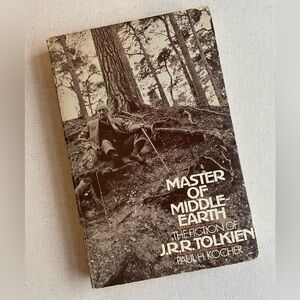 Tolkien Master of Middle Earth 1972 Vintage Fiction of J R R Tolkien Paperback